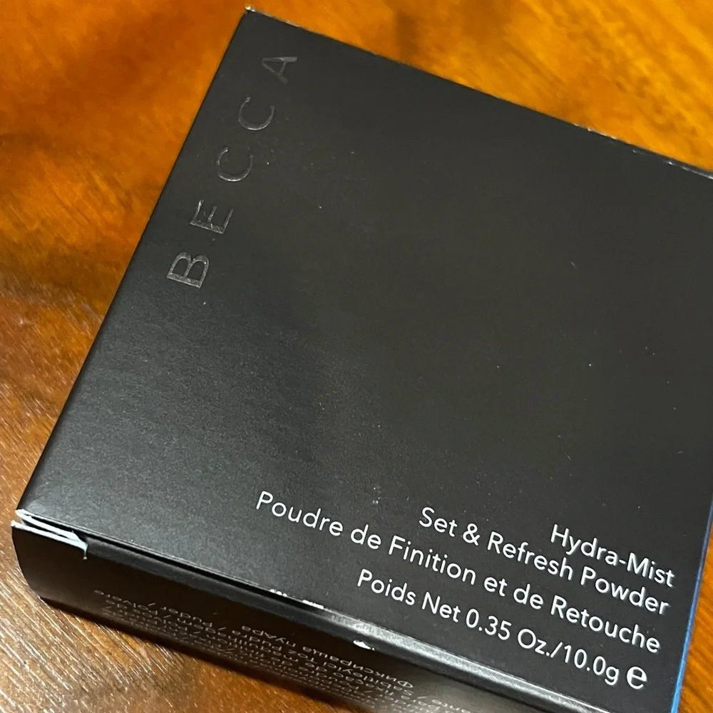 BECCA Translucent Setting Powder - Picture 5 of 5